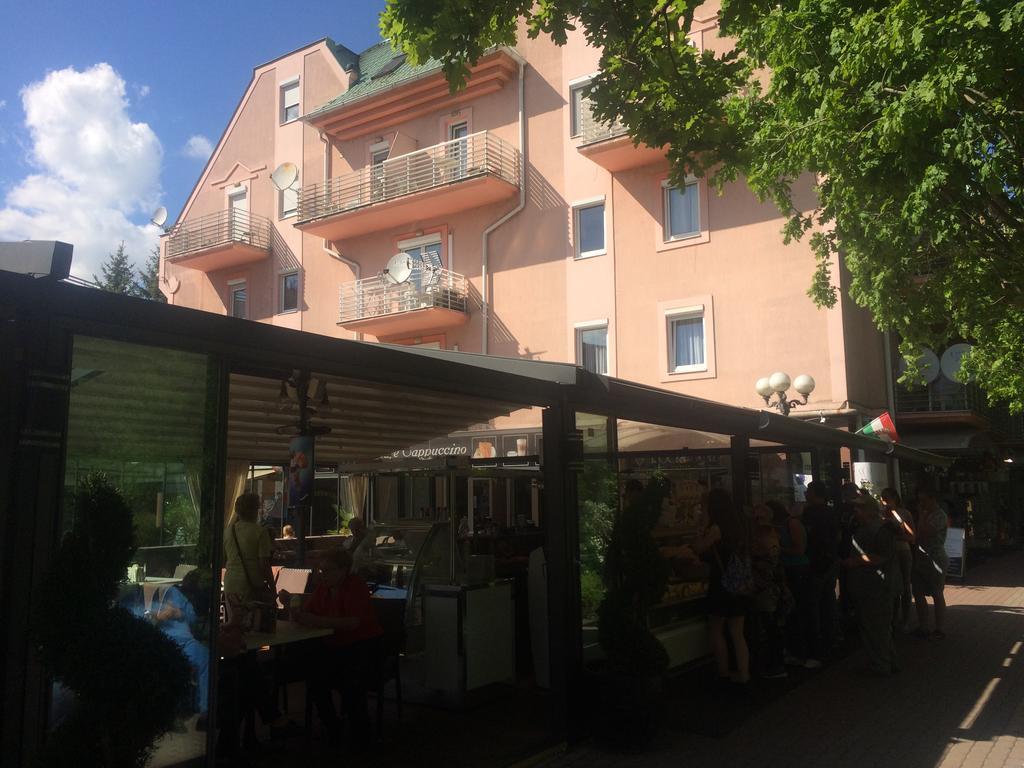 City Center Apartments Hévíz Eksteriør billede